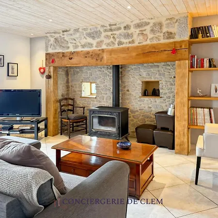 Le Angele, 12pers, Piscine, Calme, 4ch, 9lits Vakantiehuis