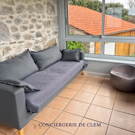Vakantiehuis Le Angele, 12pers, Piscine, Calme, 4ch, 9lits Sénezergues