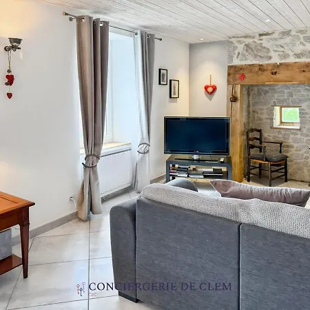 Vakantiehuis Le Angele, 12pers, Piscine, Calme, 4ch, 9lits