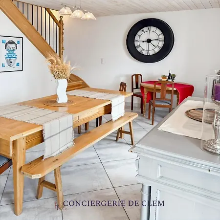 Vakantiehuis Le Angele, 12pers, Piscine, Calme, 4ch, 9lits